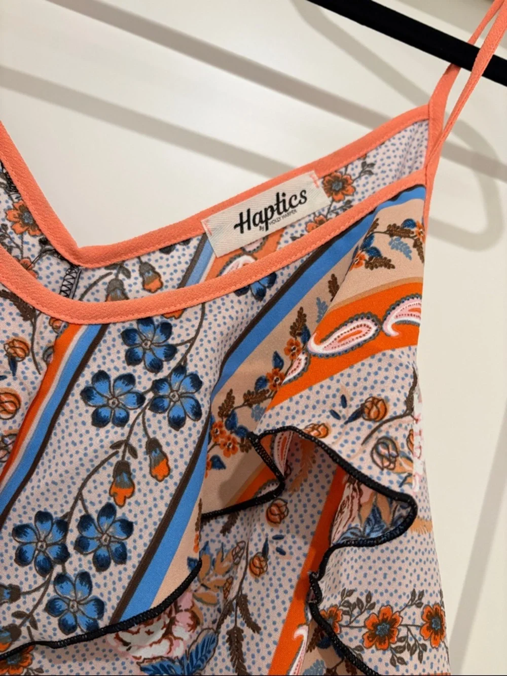 NEW [Haptics] Coral Ruffle V Neck Floral Print Sleeveless Tank Top Women’s 2X - Picture 6 of 9